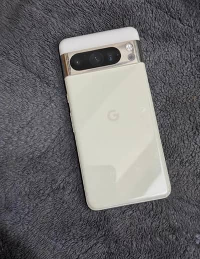 Google Pixel 8 Pro