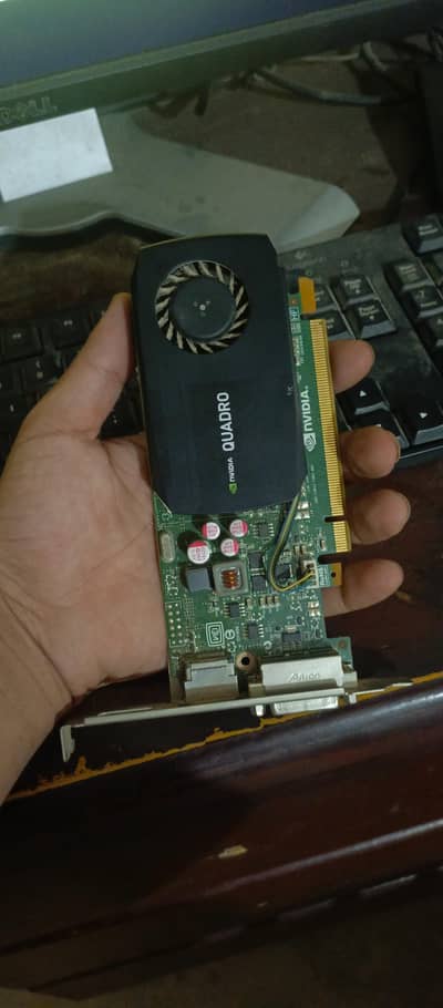Qudro k600 1GB 128bit