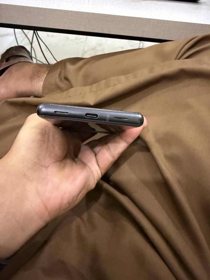 Google Pixel 6a 1