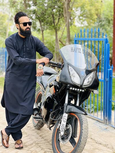 Modified Suzuki GS 150CC for sale Lahore Registration Total clear