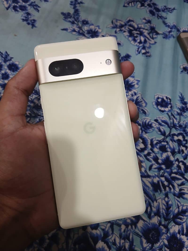 Google Pixel 7 2