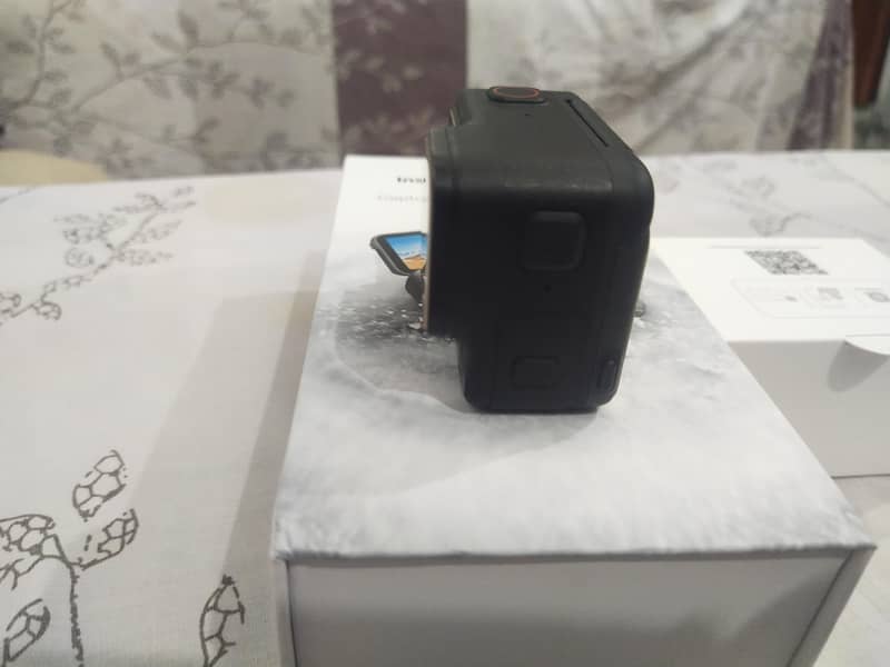 insta 360 Ace Pro action Camera 5
