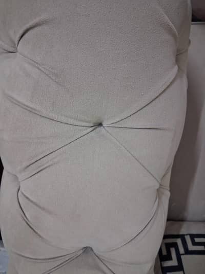 selling 5 seater soffa set