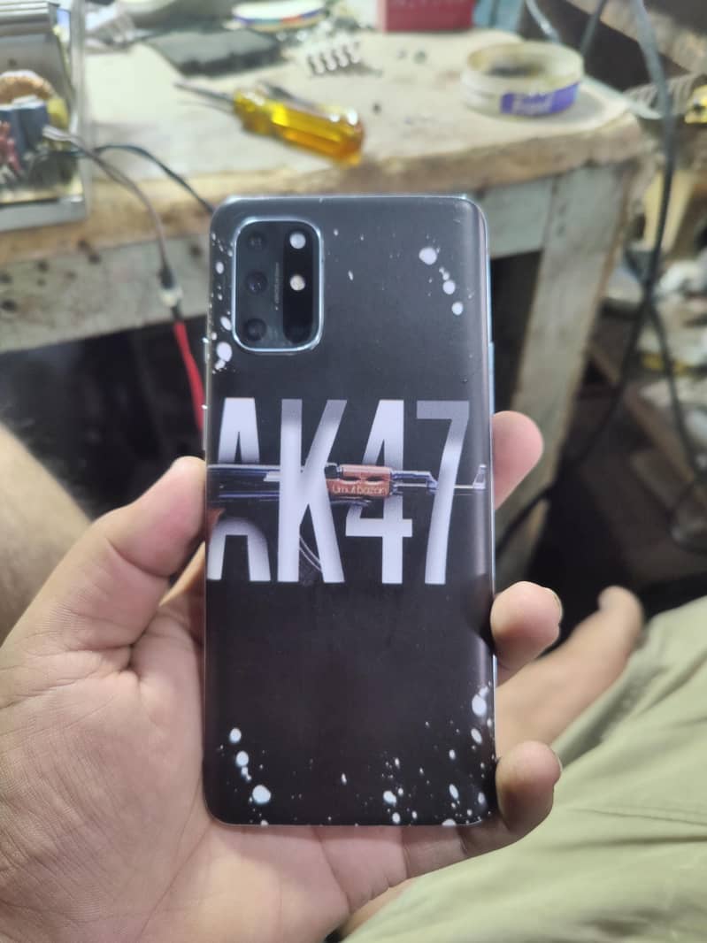 One Plus 8T 5