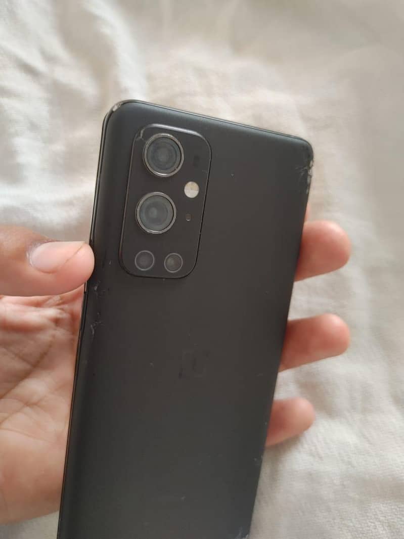 One Plus 9 Pro 3
