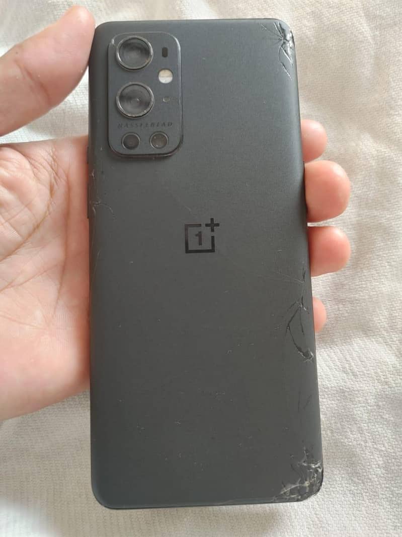 One Plus 9 Pro 5