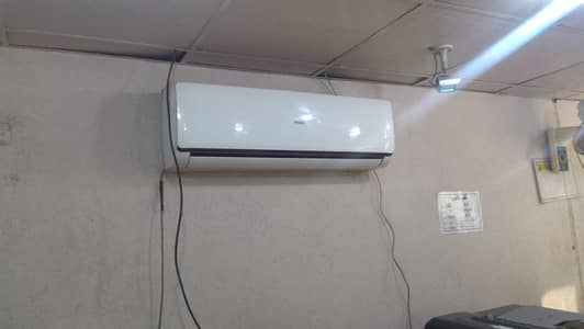 Hider AC Good Condition