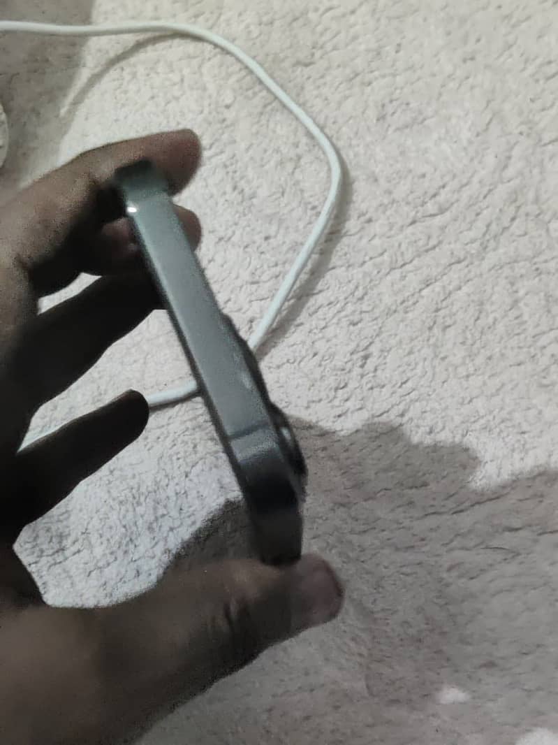 iPhone 13 Pro 6