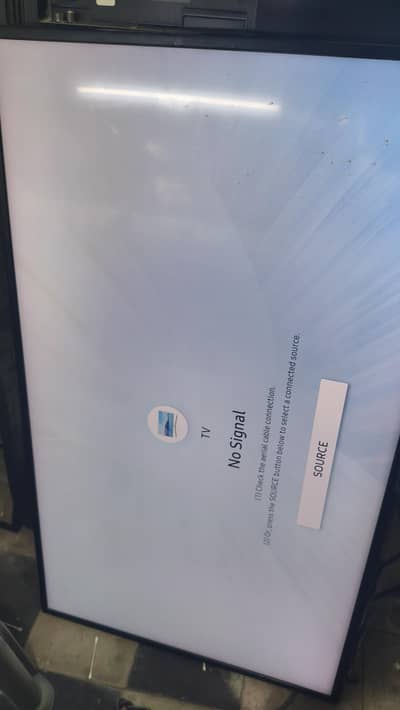 Samsung original LCD model ru7100