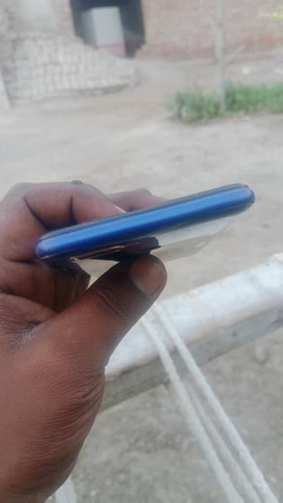 OPPO A5s 2/32  Whatsapp no 03021713498 pr rabta krain