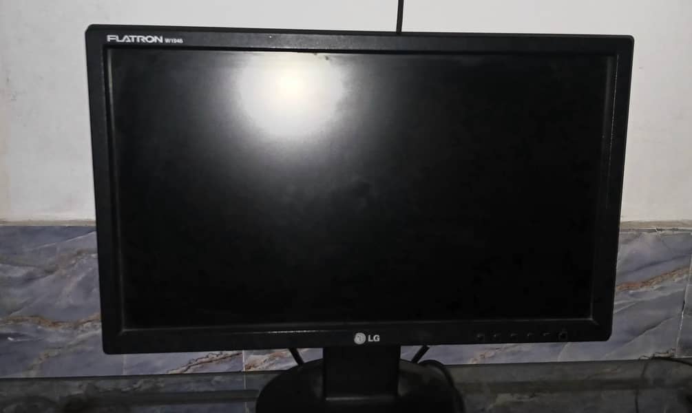 desktop computer 0