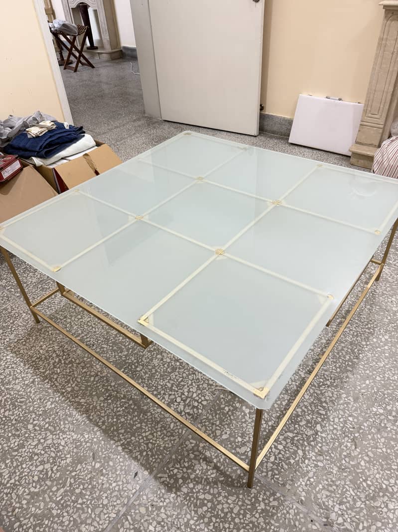 Square Coffee Table / Centre Table 0