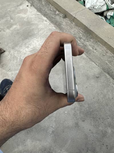 Apple iPhone 15 Pro