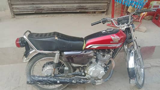 HONDA 125. SELF START 19. OKARA