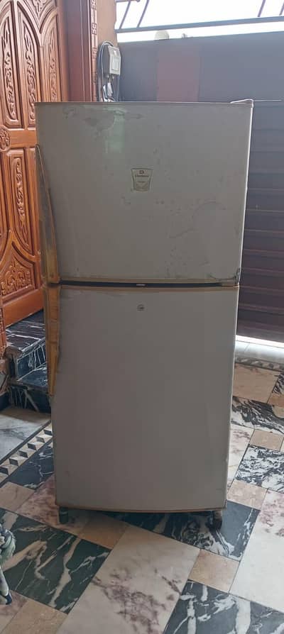 dowlnce ki fridge for sell hai compressor is not working