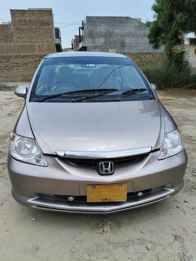 Honda City IDSI 2005.032/1-211//11//62/neet and clean