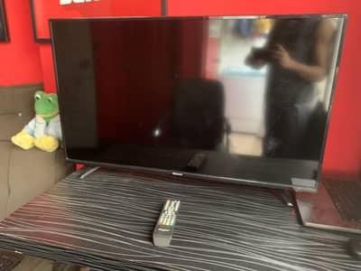 Hisense 40” HD TV with Mi Box S 4K