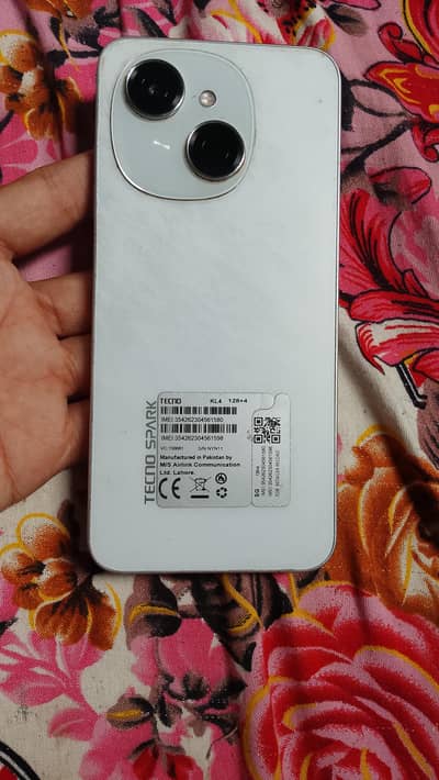 Tecno Spark Go 1