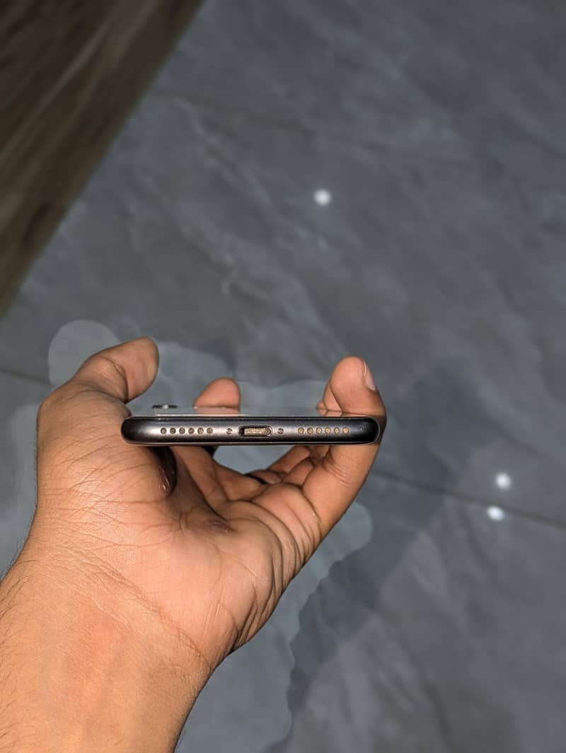 Apple iPhone 8 2