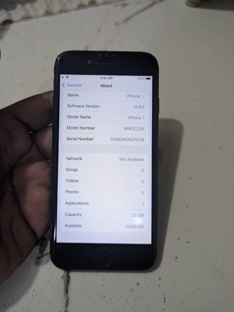 Apple iPhone 7 5