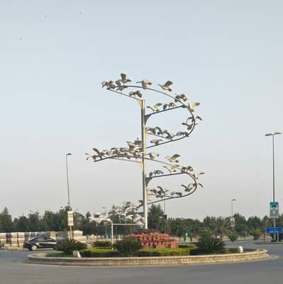 10 Marla Plot For Sale In Bahria Town Lahore
