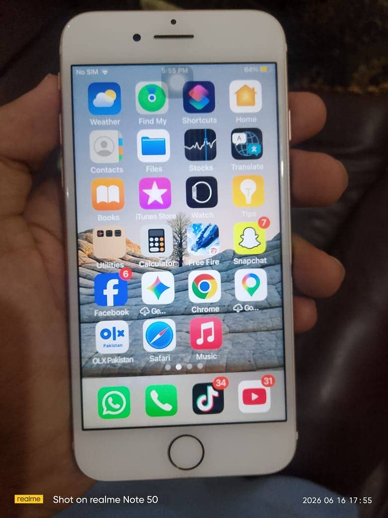Apple iPhone 7 2