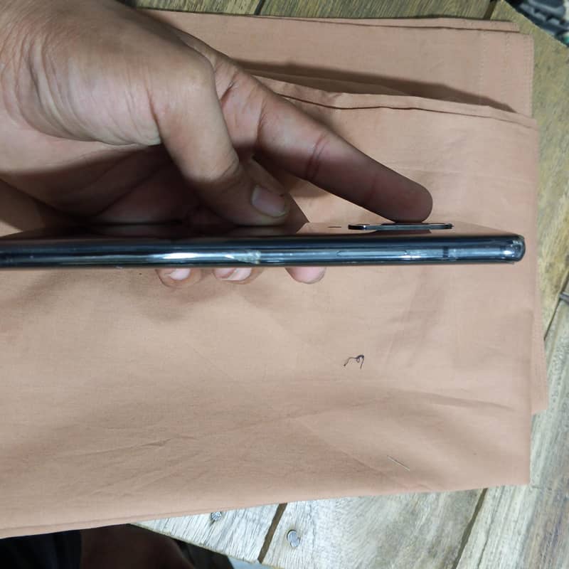 One Plus 7 Pro 4