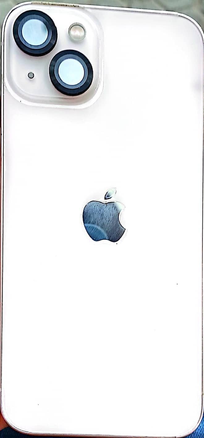 Apple iPhone 13 2