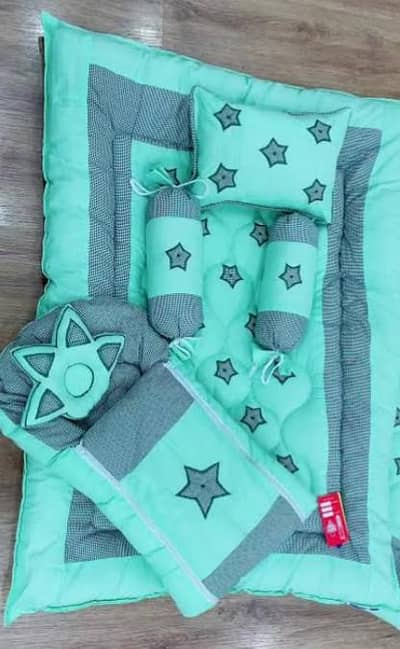 Baby razai set and Baby pek set price 1500 se 7500. A1 quality