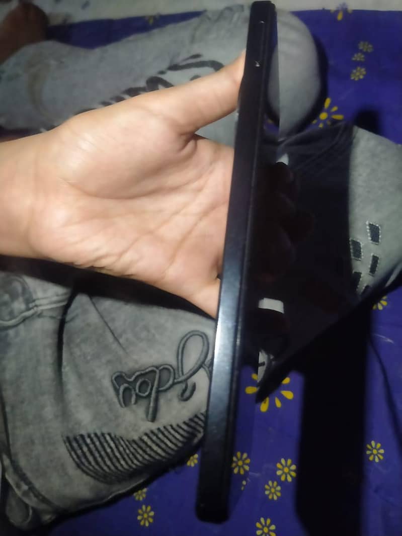 Xiaomi POCO C75 3
