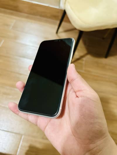 Apple iPhone XR Factory Unlocked