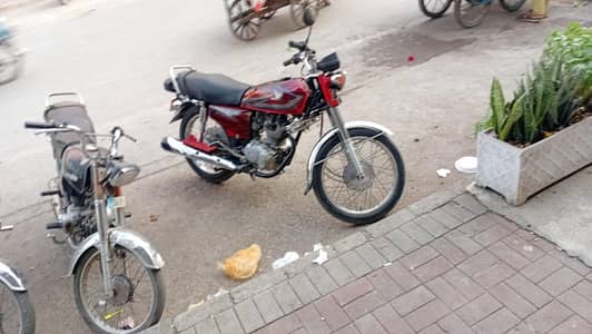 Honda CG-125 2016