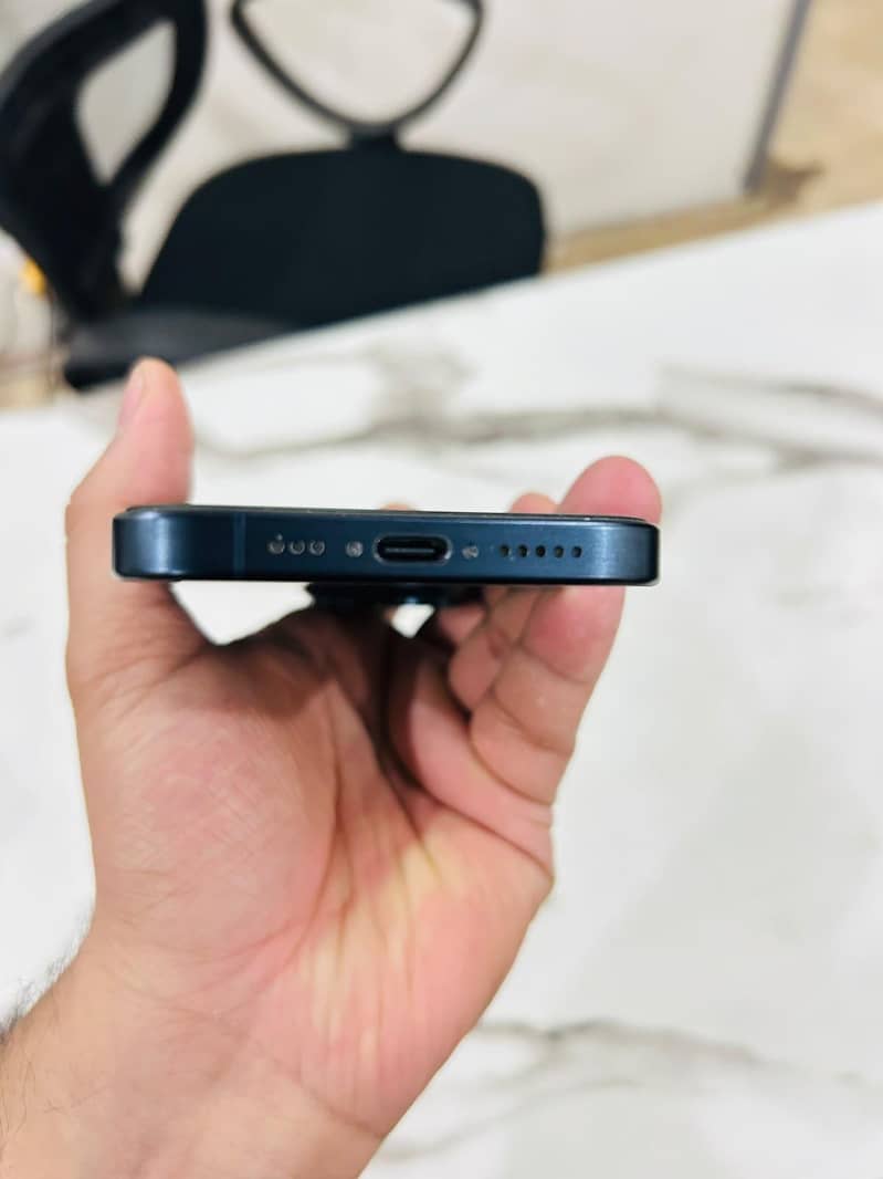 IPhone 15 Pro JV 3