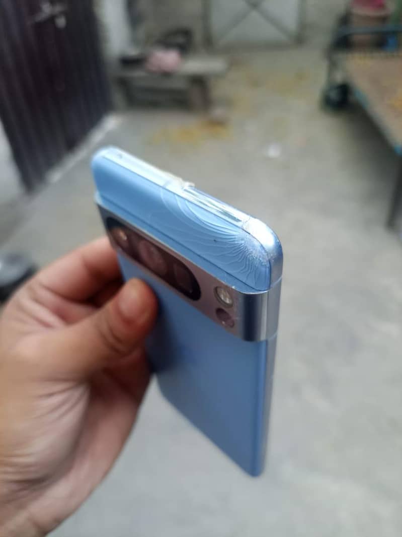 Google Pixel 8 Pro 1