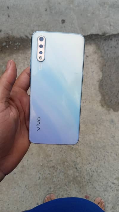 Vivo S1