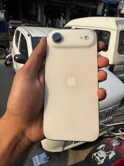 Apple iPhone 17 Air jv