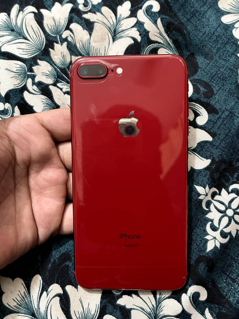 Apple iPhone 8 Plus 3