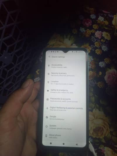 HMD Aura 2