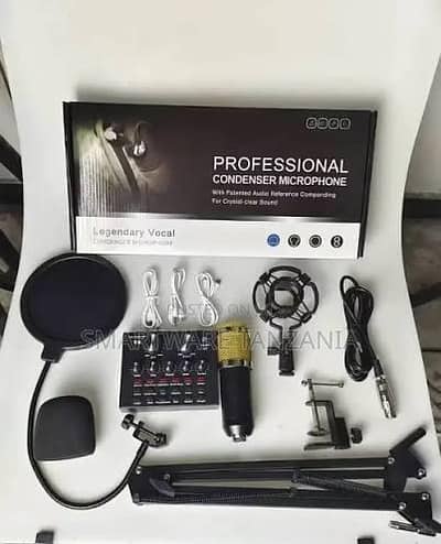 V8 Sound Card aur Condenser Microphone Professional Stage Microphone