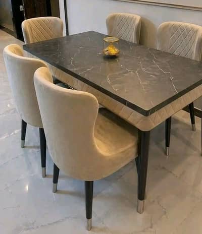 Dining Table with 6x Chairs