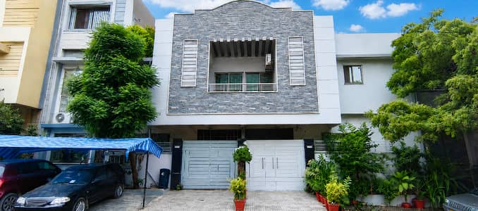 Ideal East And West Open 160 Sq Yds Ground Floor Portion For Sale