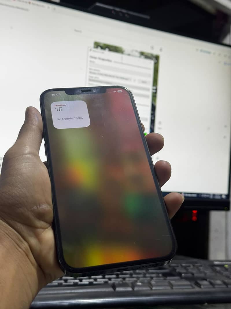 Apple iPhone 12 Pro Max 4