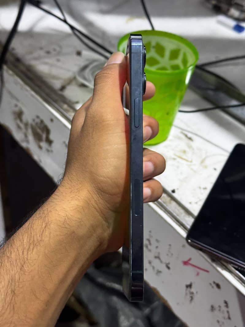 Apple iPhone 12 Pro Max 6