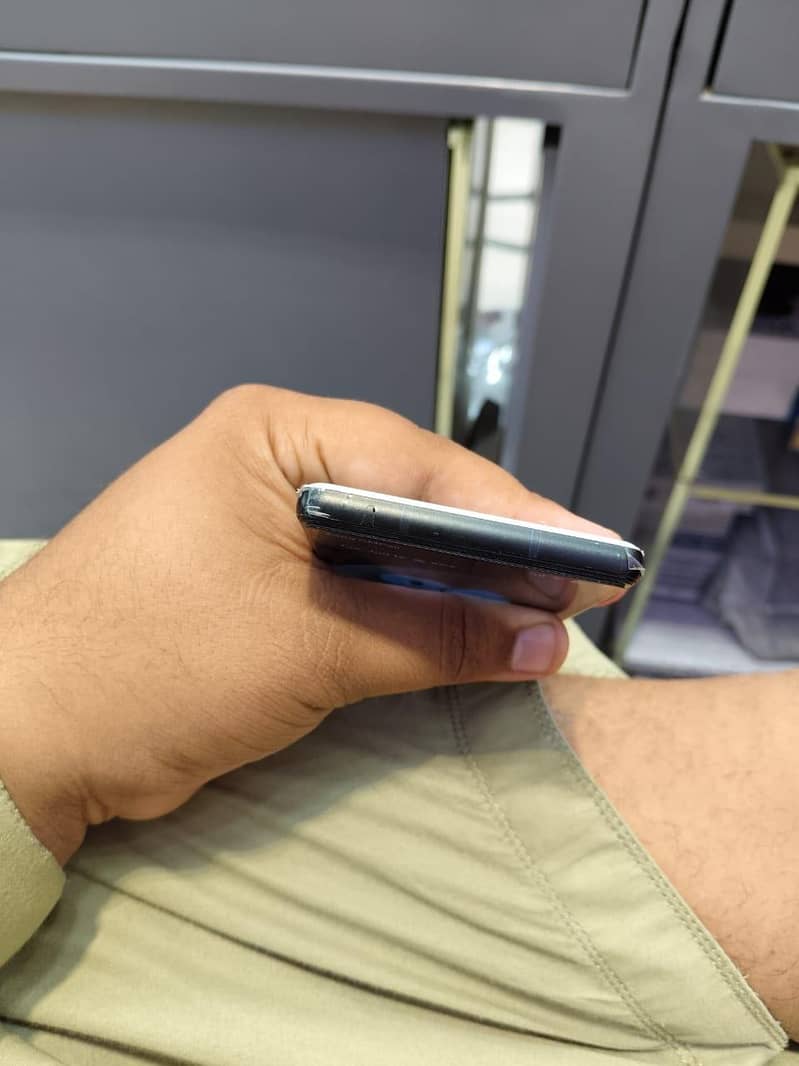 Google Pixel 6a 4