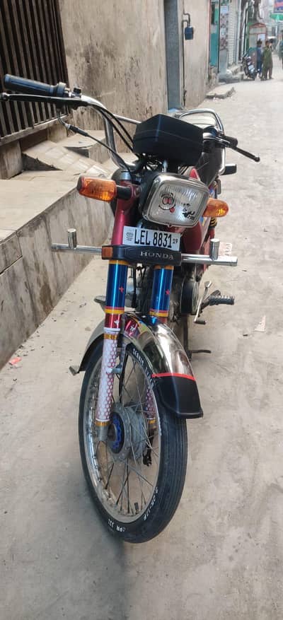 crown model 2018 ma li thi or nbr 2019 ma laga ha 10 by 8 ha