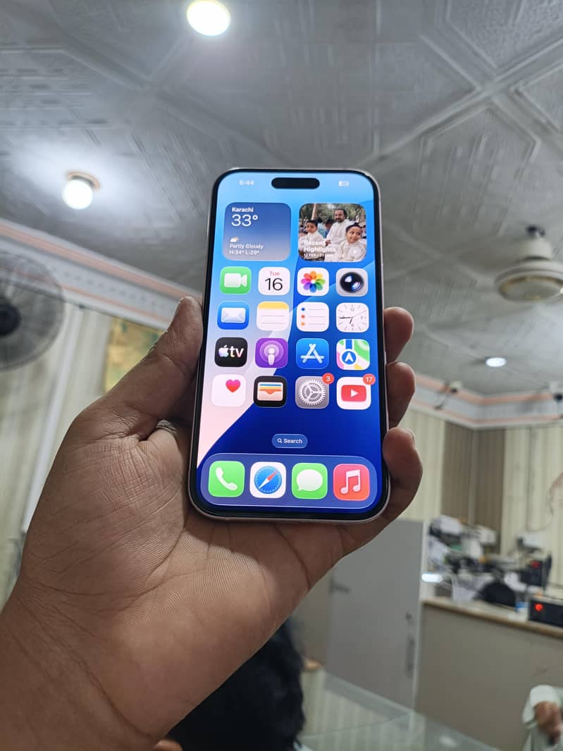 Apple iPhone 15 1