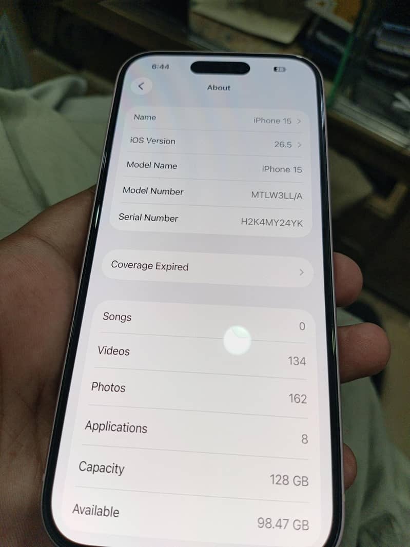 Apple iPhone 15 5