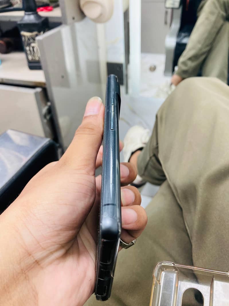 Google Pixel 7 3