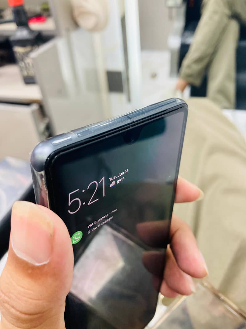 Google Pixel 7 4