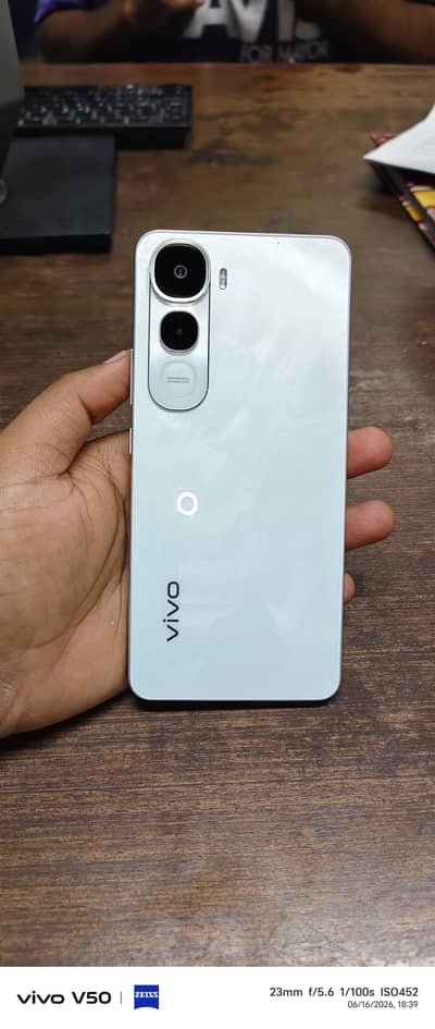 Vivo Y400 only for sale